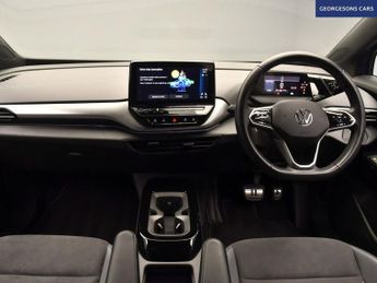 VOLKSWAGEN ID4 Pure 52kWh Life Edition SUV 5dr Electric Auto (148 ps)