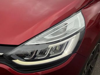 RENAULT CLIO 0.9 TCe Dynamique S Nav Hatchback 5dr Petrol Manual Euro 6 (s/s)