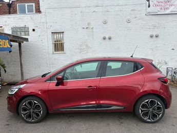RENAULT CLIO 0.9 TCe Dynamique S Nav Hatchback 5dr Petrol Manual Euro 6 (s/s)