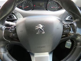 PEUGEOT 308 1.2 PureTech Allure Hatchback 5dr Petrol Auto Euro 6 (s/s) (130 