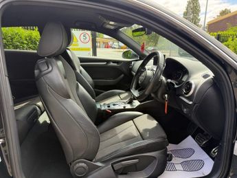 AUDI A3 2.0 TDI S line Hatchback 3dr Diesel S Tronic Auto 6Spd Euro 6 (s