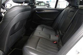 BMW 5 SERIES 2.0 520d M Sport Saloon 4dr Diesel Auto xDrive Euro 6 (s/s) (190