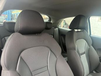 AUDI A1 1.6 TDI Sport Hatchback 3dr Diesel Manual Euro 5 (s/s) (105 ps)