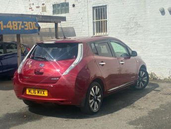 NISSAN LEAF 30kWh Tekna Hatchback 5dr Electric Auto (109 bhp)