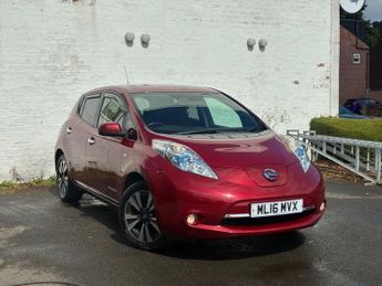 NISSAN LEAF 30kWh Tekna Hatchback 5dr Electric Auto (109 bhp)