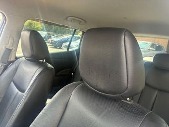 NISSAN LEAF 30kWh Tekna Hatchback 5dr Electric Auto (109 bhp)