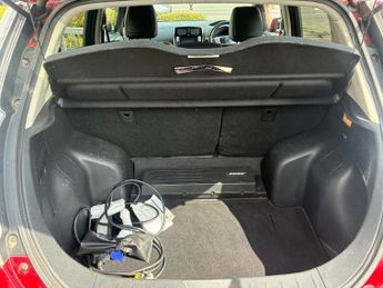 NISSAN LEAF 30kWh Tekna Hatchback 5dr Electric Auto (109 bhp)