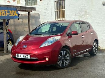 NISSAN LEAF 30kWh Tekna Hatchback 5dr Electric Auto (109 bhp)