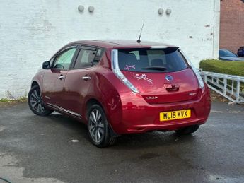 NISSAN LEAF 30kWh Tekna Hatchback 5dr Electric Auto (109 bhp)