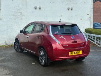 NISSAN LEAF 30kWh Tekna Hatchback 5dr Electric Auto (109 bhp)