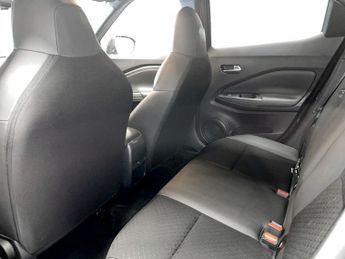 NISSAN JUKE 1.6 N-Connecta SUV 5dr Petrol Hybrid Auto Euro 6 (143 ps)