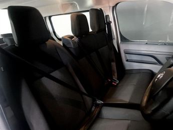 VAUXHALL Vivaro Life Electric 50kWh Combi MPV 5dr Electric Auto LWB (9 Seat, 11kW Charger) (13