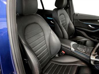 MERCEDES-BENZ GLC 2.0 GLC300d AMG Line (Premium) SUV 5dr Diesel G-Tronic+ 4MATIC E