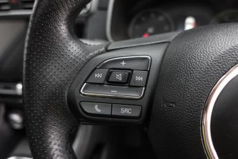 MG MG ZS 44.5kWh Exclusive SUV 5dr Electric Auto (143 ps)