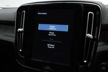 VOLVO XC40 1.5h T4 Recharge 10.7kWh Plus SUV 5dr Petrol Plug-in Hybrid Auto