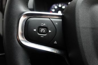 VOLVO XC40 1.5h T4 Recharge 10.7kWh Plus SUV 5dr Petrol Plug-in Hybrid Auto