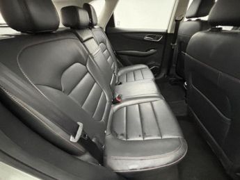 MG MG HS 1.5 T-GDI Excite SUV 5dr Petrol DCT Euro 6 (s/s) (162 ps)