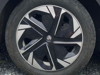 MG MG 4 64kWh SE Long Range Hatchback 5dr Electric Auto (203 ps) Rear Pa