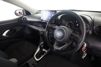 TOYOTA YARIS 1.5 VVT-h Icon E-CVT Euro 6 (s/s) 5dr