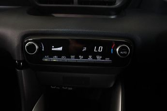 TOYOTA YARIS 1.5 VVT-h Icon E-CVT Euro 6 (s/s) 5dr