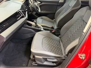 AUDI A1 1.0 TFSI 30 Citycarver 5dr Petrol S Tronic Euro 6 (s/s) (116 ps)