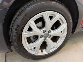 AUDI A1 1.0 TFSI 30 Citycarver 5dr Petrol S Tronic Euro 6 (s/s) (116 ps)