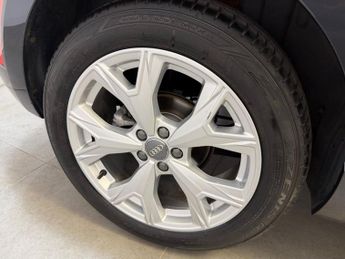 AUDI A1 1.0 TFSI 30 Citycarver 5dr Petrol S Tronic Euro 6 (s/s) (116 ps)