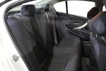 BMW 3 SERIES 2.0 320d ED EfficientDynamics Saloon 4dr Diesel Auto Euro 5 (s/s