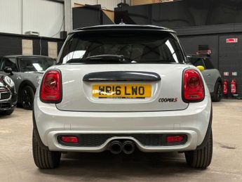 MINI HATCH 2.0 Cooper S Hatchback 3dr Petrol Manual Euro 6 (s/s) (192 ps)