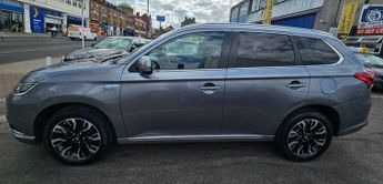MITSUBISHI OUTLANDER AUTOMATIC 2.0h 12kWh 4h SUV 5dr Petrol Plug-in Hybrid CVT 4WD Eu