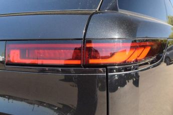 LAND ROVER RANGE ROVER SPORT 3.0 D300 MHEV Autobiography SUV 5dr Diesel Auto 4WD Euro 6 (s/s)