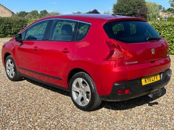 PEUGEOT 3008 1.6 HDi Sport SUV 5dr Diesel EGC Euro 5 (112 ps)
