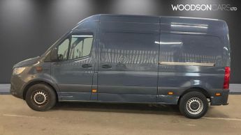 MERCEDES-BENZ eSprinter 55kWh Progressive Panel Van 5dr Electric Auto FWD L2 H2 20kW Cha