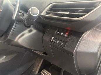 PEUGEOT 3008 1.6 13.2kWh GT Premium SUV 5dr Petrol Plug-in Hybrid e-EAT Euro 
