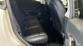 TESLA MODEL Y (Dual Motor) Long Range SUV 5dr Electric Auto 4WDE (384 bhp)