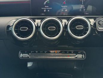 MERCEDES-BENZ A CLASS 1.3 A250e 15.6kWh AMG Line (Executive) Saloon 4dr Petrol Plug-in