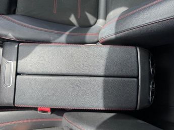 MERCEDES-BENZ A CLASS 1.3 A250e 15.6kWh AMG Line (Executive) Saloon 4dr Petrol Plug-in