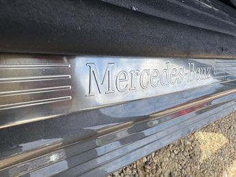 MERCEDES-BENZ A CLASS 1.3 A250e 15.6kWh AMG Line (Executive) Saloon 4dr Petrol Plug-in