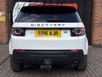 LAND ROVER DISCOVERY SPORT 2.0 TD4 HSE Black SUV 5dr Diesel Auto 4WD Euro 6 (s/s) (180 ps)