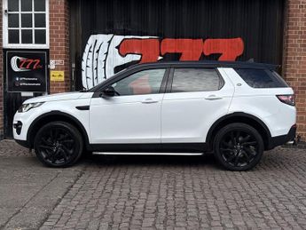 LAND ROVER DISCOVERY SPORT 2.0 TD4 HSE Black SUV 5dr Diesel Auto 4WD Euro 6 (s/s) (180 ps)