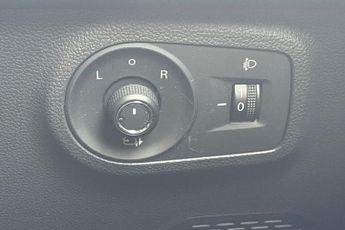 MG MG ZS 51.1kWh SE SUV 5dr Electric Auto (176 ps) Rear Parking Sensors, 
