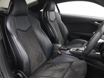 AUDI TT 2.0 TFSI 40 Black Edition Coupe 3dr Petrol S Tronic Euro 6 (s/s)