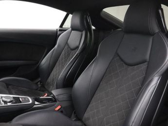 AUDI TT 2.0 TFSI 40 Black Edition Coupe 3dr Petrol S Tronic Euro 6 (s/s)