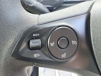 VAUXHALL Combo Electric 2300 50kWh Dynamic Panel Van 5dr Electric Auto L1 H1 (136 ps)