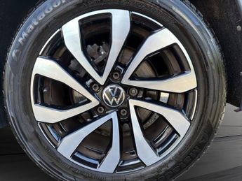VOLKSWAGEN GOLF 2.0 TDI Active Hatchback 5dr Diesel DSG Euro 6 (s/s) (115 ps)