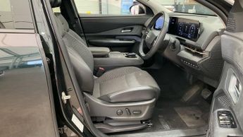 NISSAN ARIYA 63kWh Advance SUV 5dr Electric Auto 7.4kW Charger (217 ps)