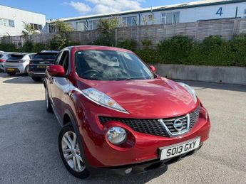 NISSAN JUKE 1.6 Acenta Premium SUV 5dr Petrol CVT Euro 5 (117 ps) 1 OWNER FR