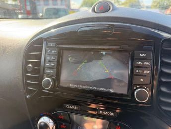 NISSAN JUKE 1.6 Acenta Premium SUV 5dr Petrol CVT Euro 5 (117 ps) 1 OWNER FR
