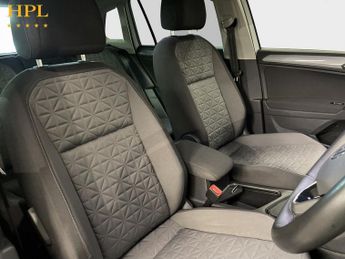 VOLKSWAGEN TIGUAN 1.5 TSI Life SUV 5dr Petrol DSG Euro 6 (s/s) (150 ps)