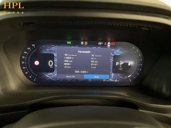 VOLVO XC40 2.0 B4 MHEV Plus Dark SUV 5dr Petrol Hybrid DCT Auto Euro 6 (s/s